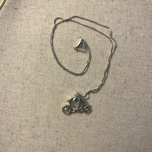 ✨ Cinderella Coach Diamond Necklace - Picture 3 of 9